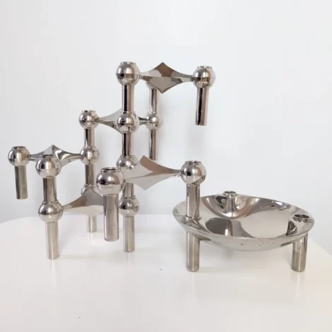 5 bougeoirs Nagel S22 + 1 coupelle S44